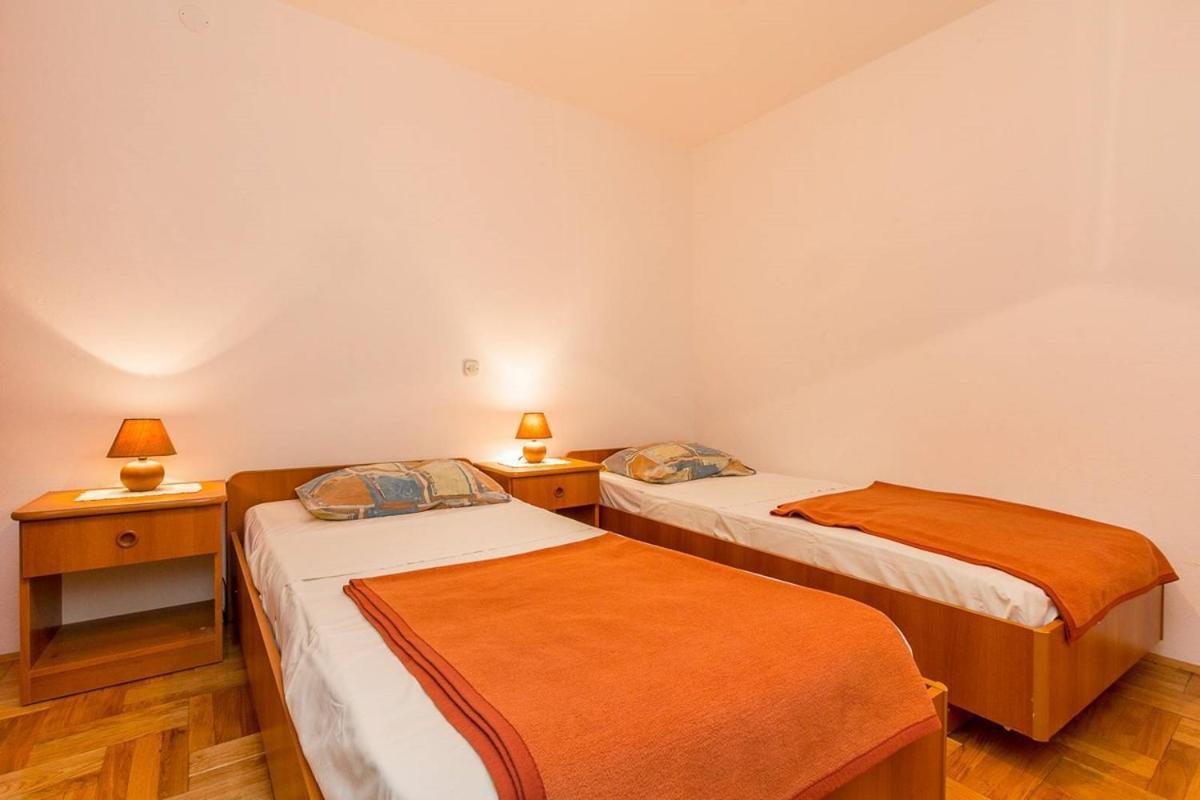 Apartments Pradolando 普拉 外观 照片